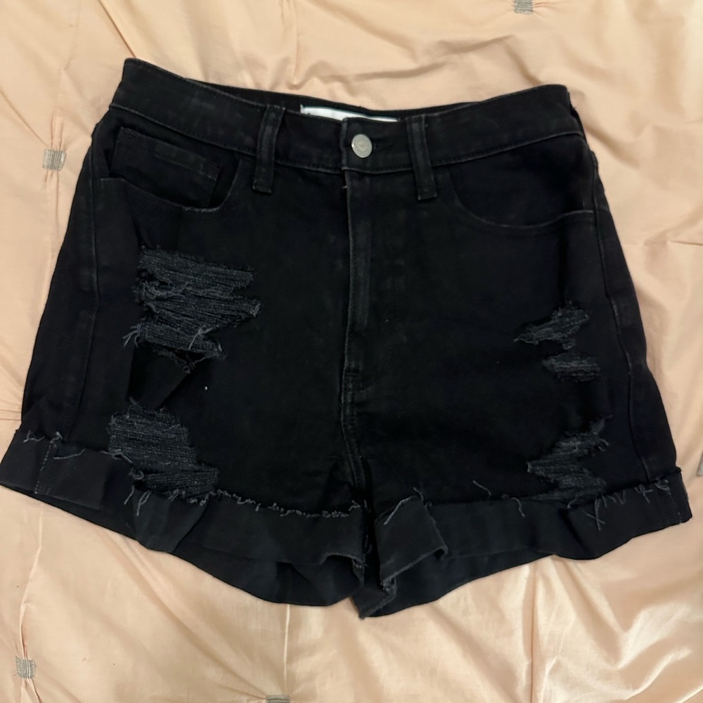 Hollister curvy ultra high-rise mom jean short 3”